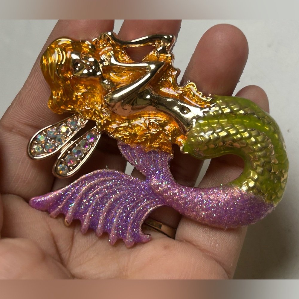 Glittery Mermaid Pin Brooch in Gold, Pink & Green